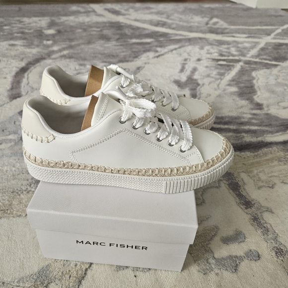 Marc Fisher Shoes - Brand Nee Marc Fisher White and Tan Women's Sneakers Size 8